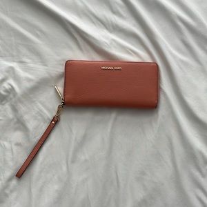 Michael Kors Salmon Hand Clutch Wallet